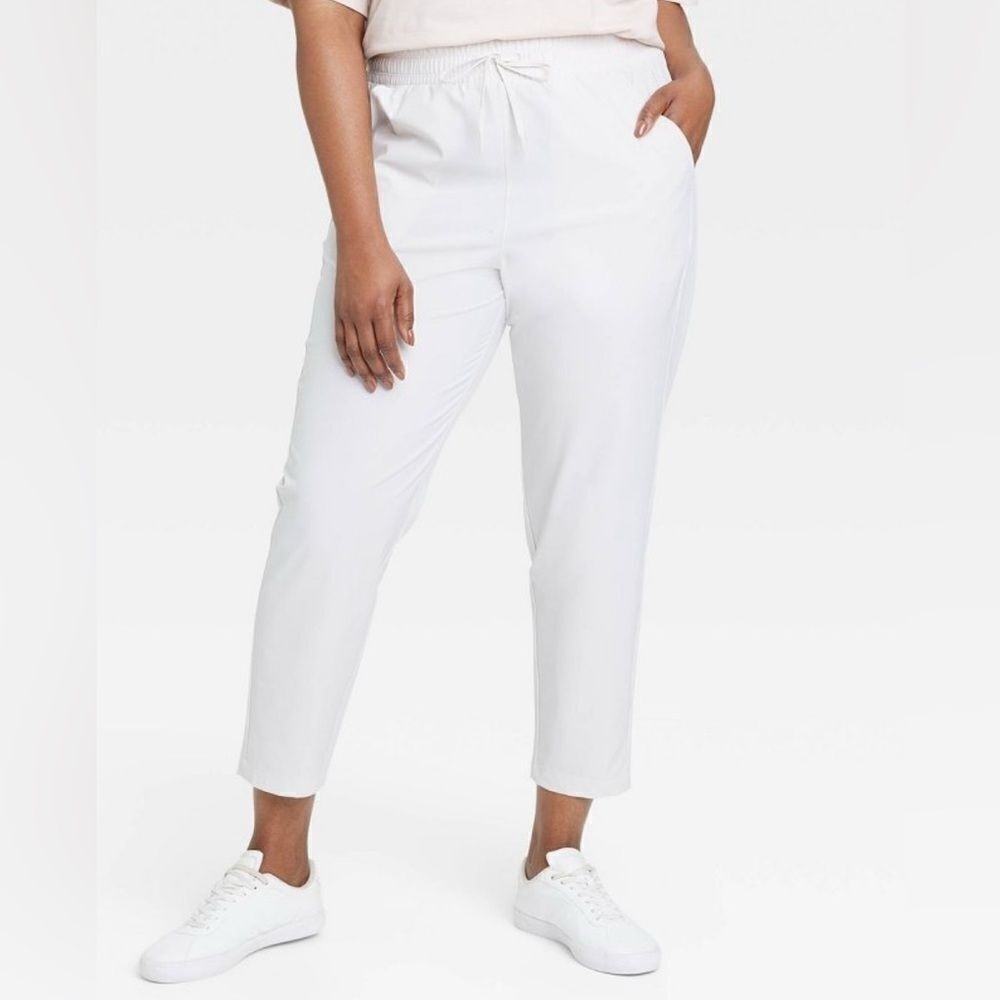 Women's Stretch Woven High-Rise Taper Pants - All In Motion Light Beige‎ XL